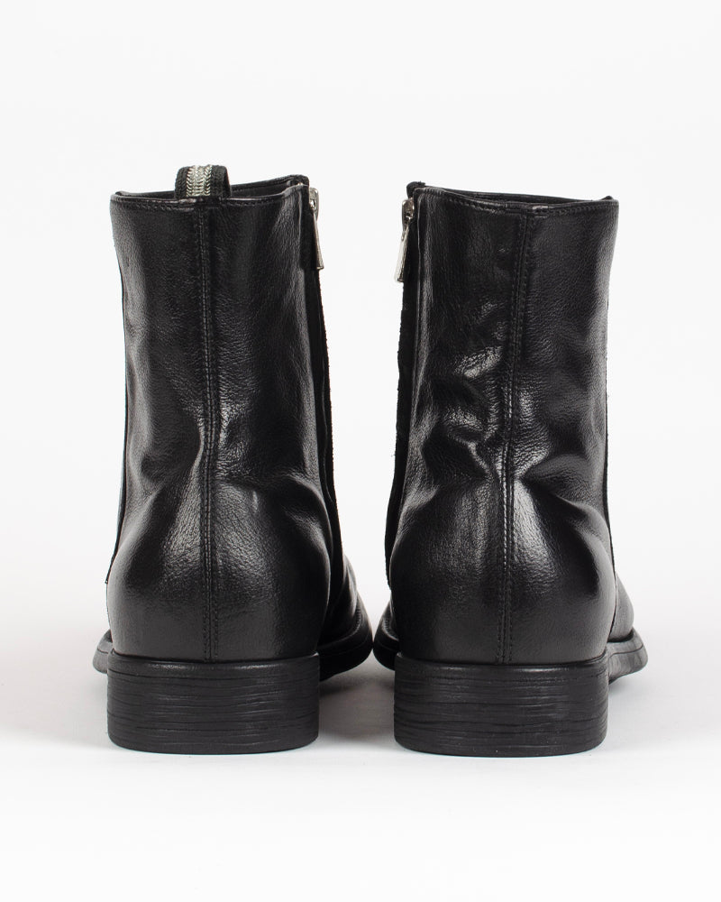 Boots chronicle