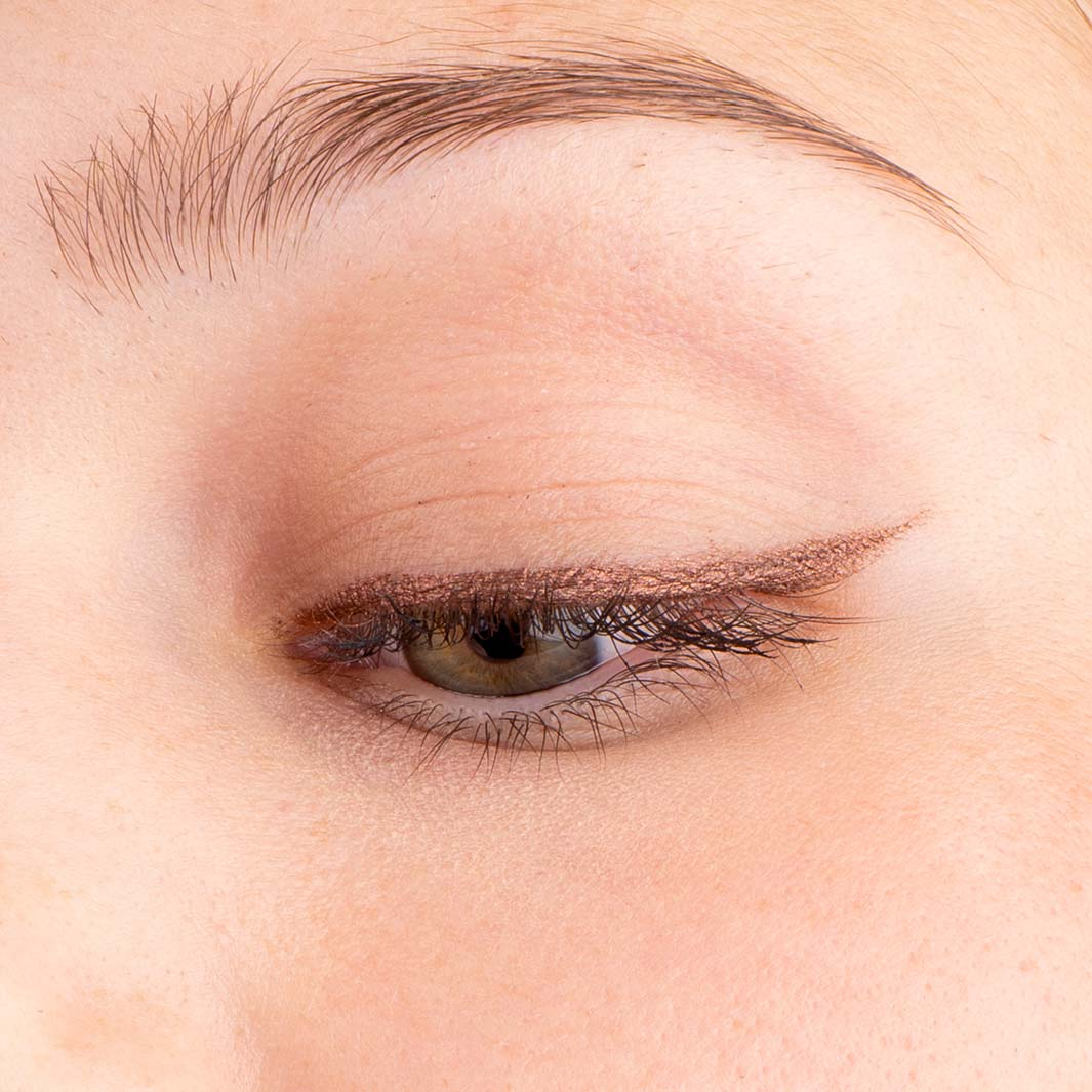 Fard a paupiere liquide 04