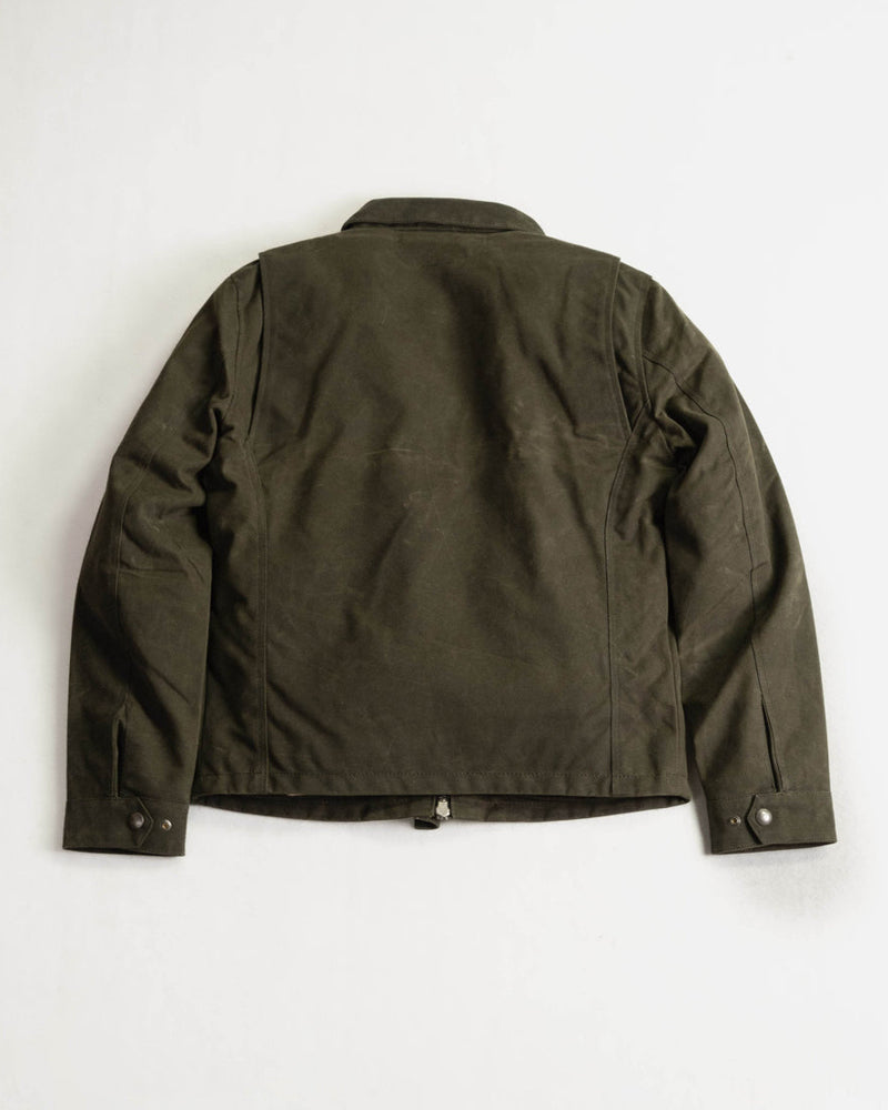 Veste iron and resin