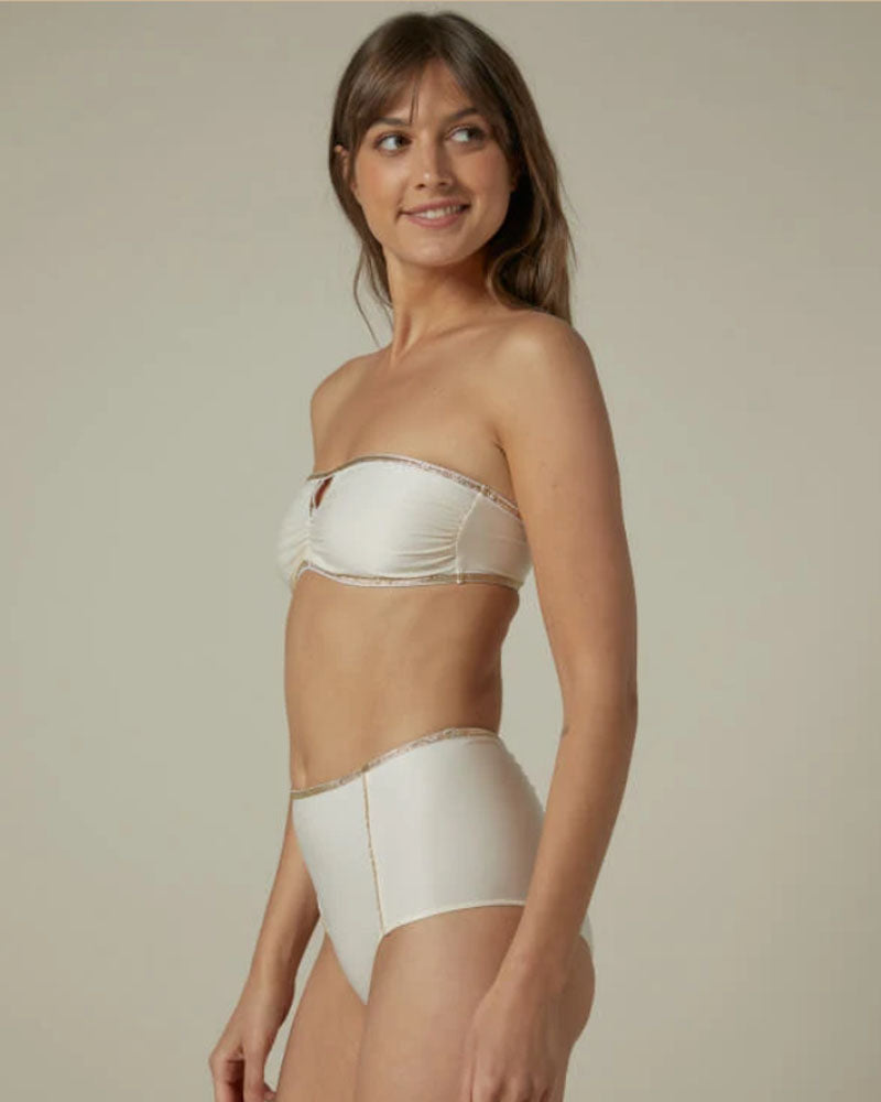 Culotte haute la nouvelle