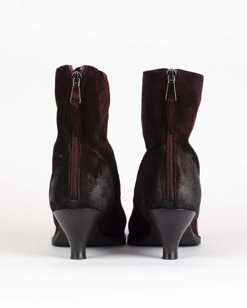 Boots thais