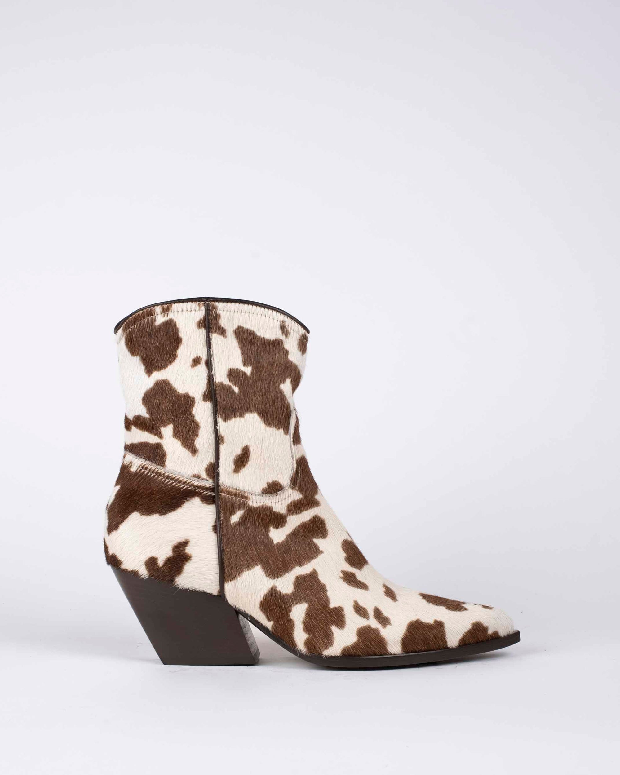 Santiags ELENA IACHI - Tiags elena iachi