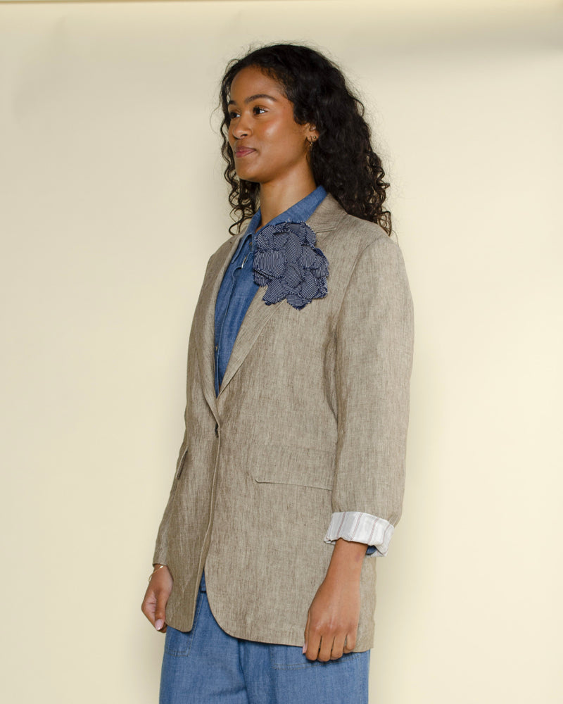 Broche fleur rayee diega