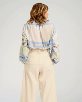 Chemise v de vinster