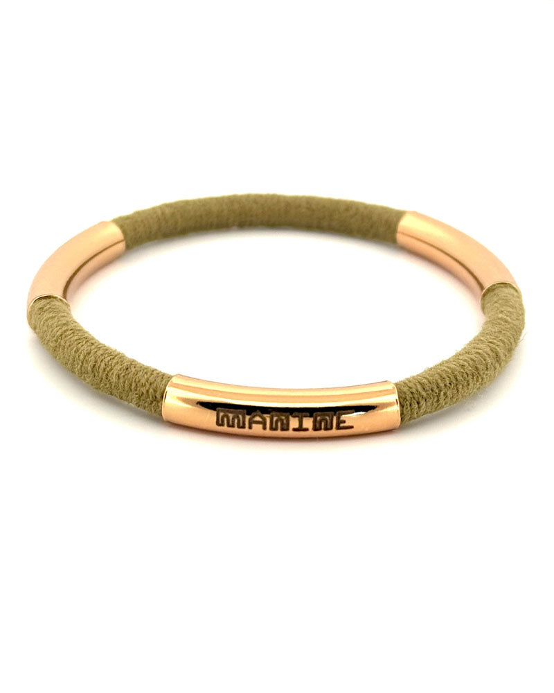 Bracelet manine design