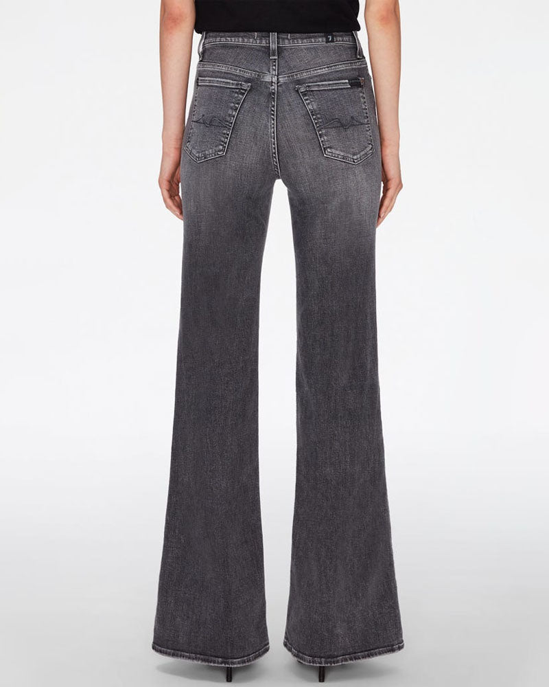 Jean modern dojo seven