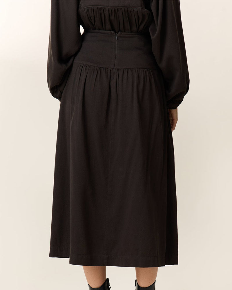 Jupe Leon and Harper