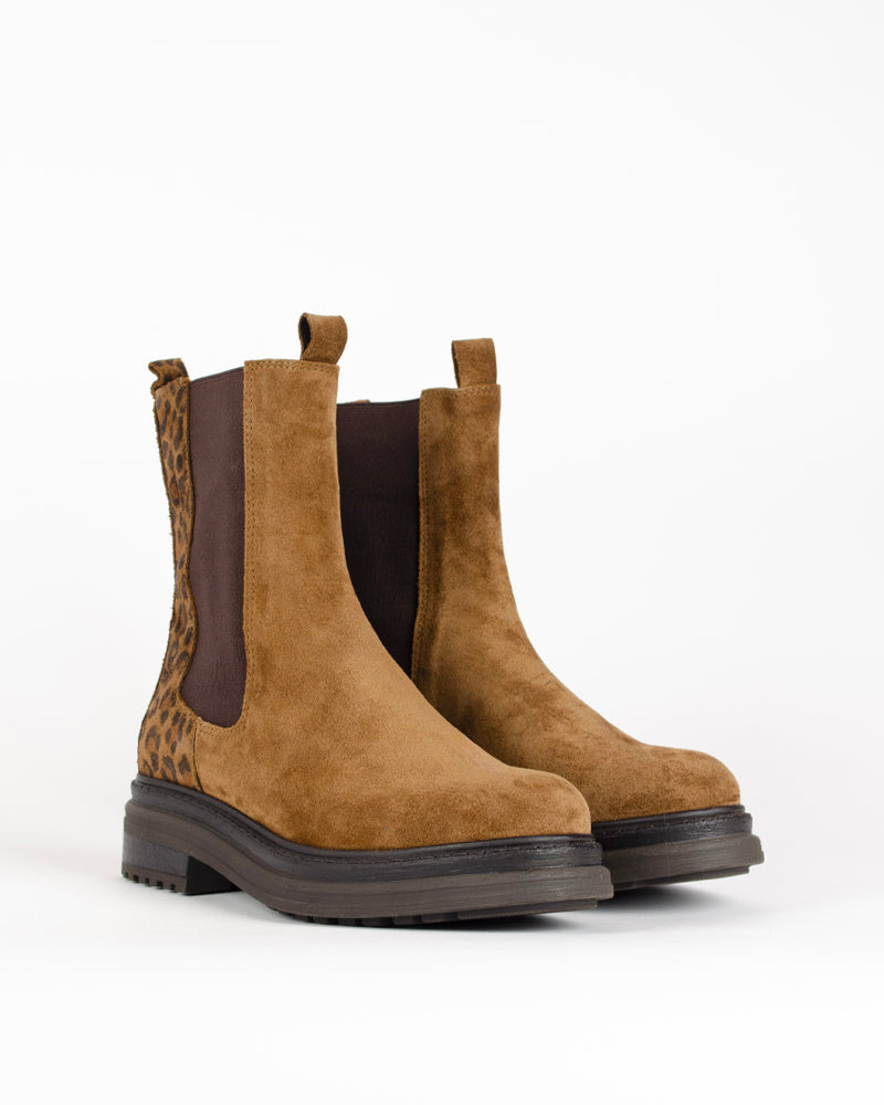 Boots kira