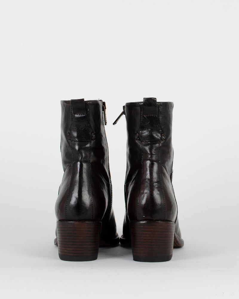 Boots king tartufoli