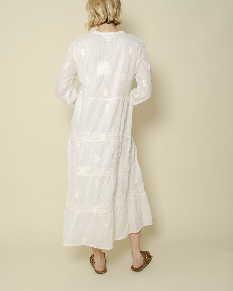 Robe maison hotel