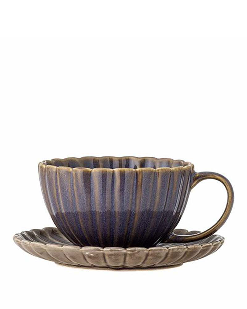Tasse avec soucoupe latina