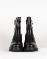Boots livia