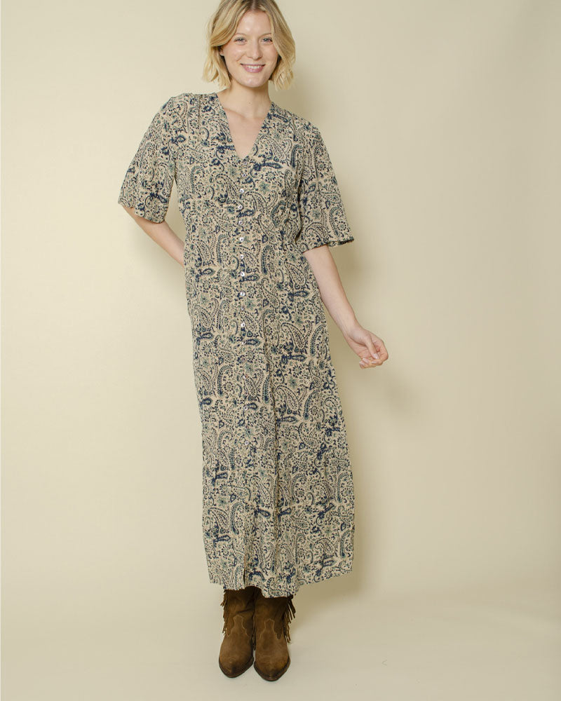 Robe maison hotel
