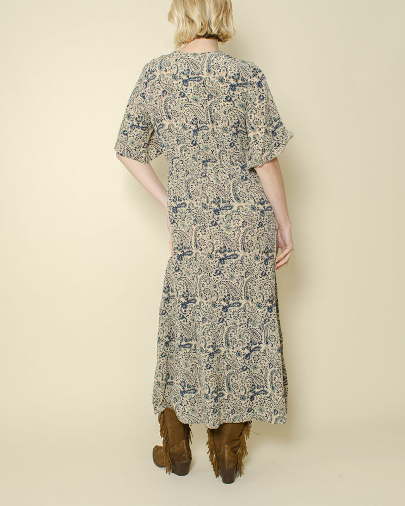 Robe maison hotel