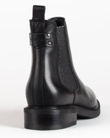 Boots maxine