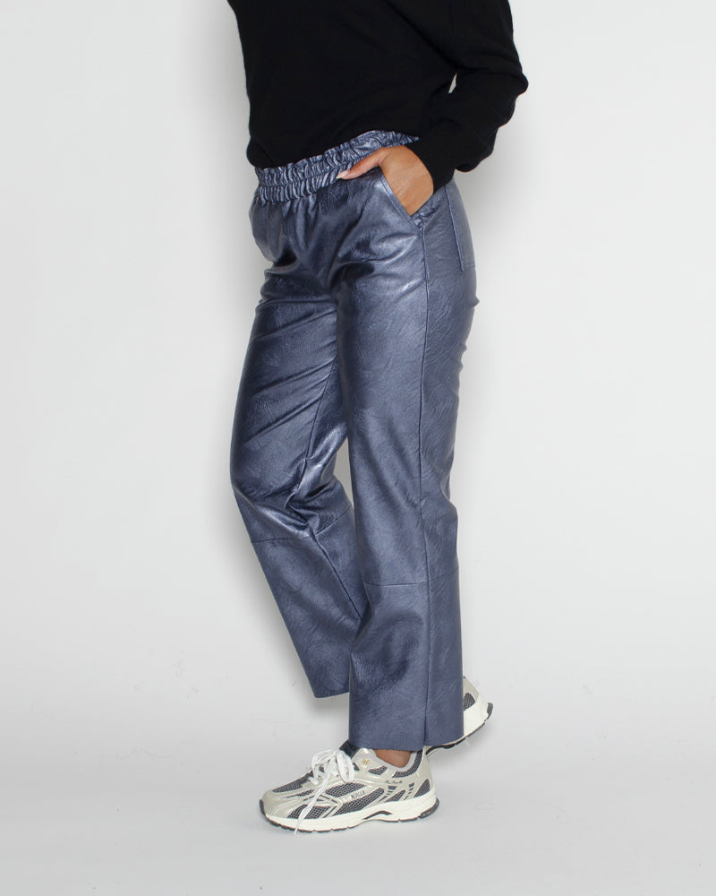 Pantalon maevy concept