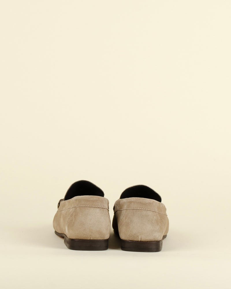 Mocassins posa