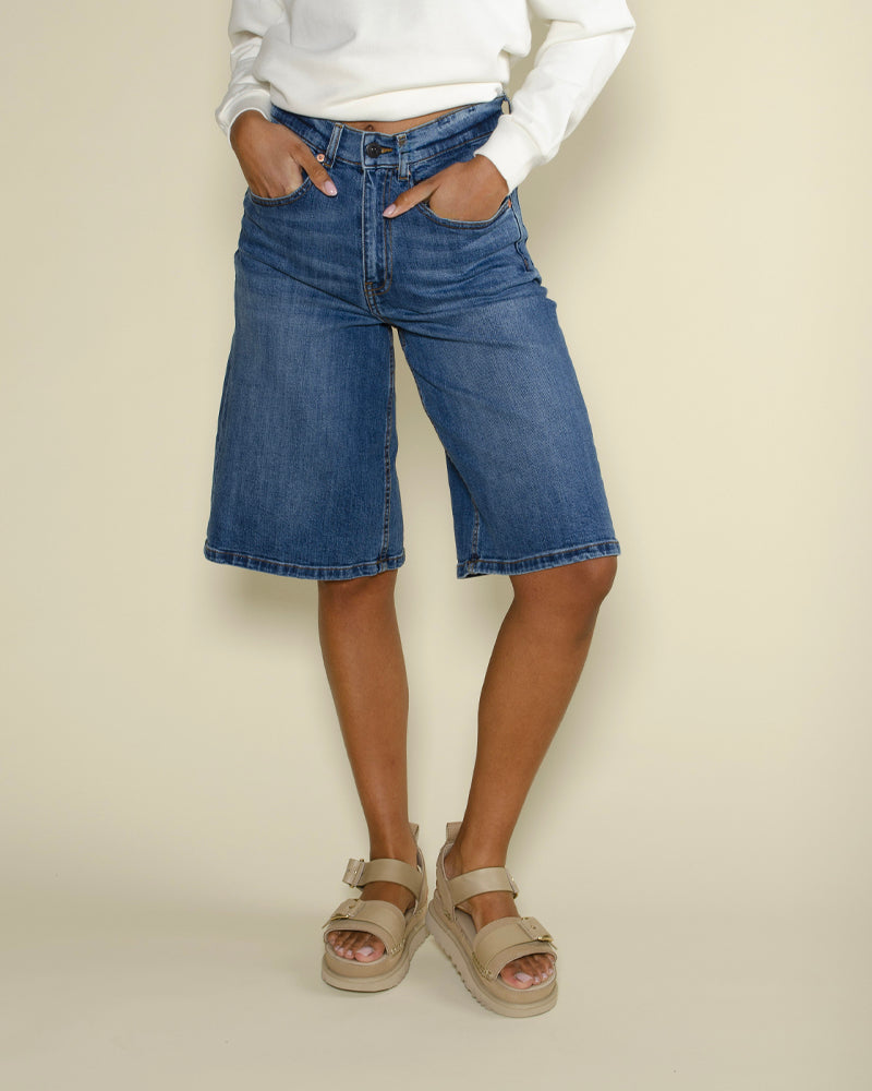  DIEGA - Bermudalong red legend