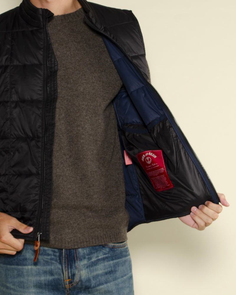 Doudoune iron and resin