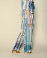 Pantalon v de vinster