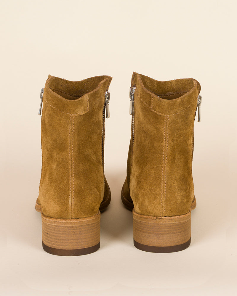 Boots officine creative