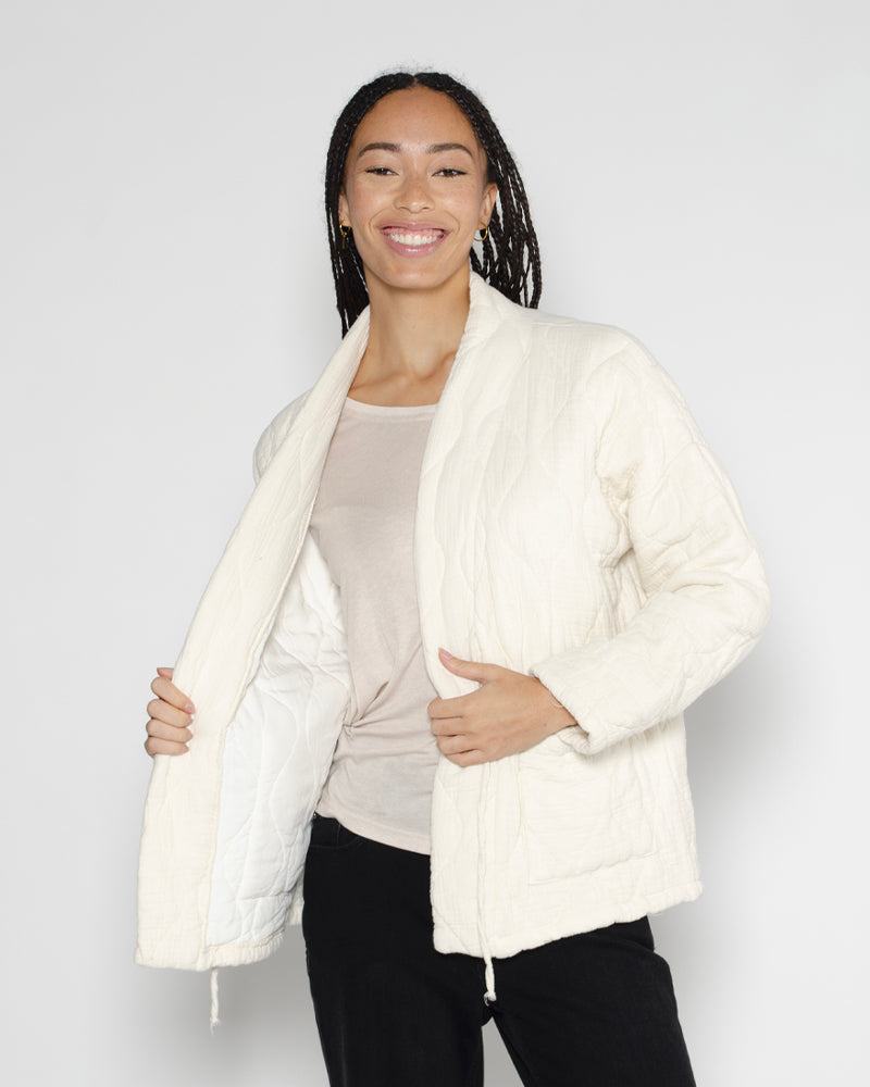 Veste matelassee unie avec lacet