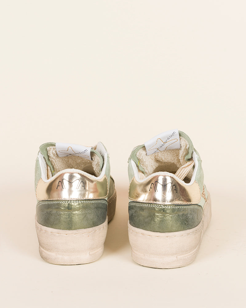 Baskets ama brand women