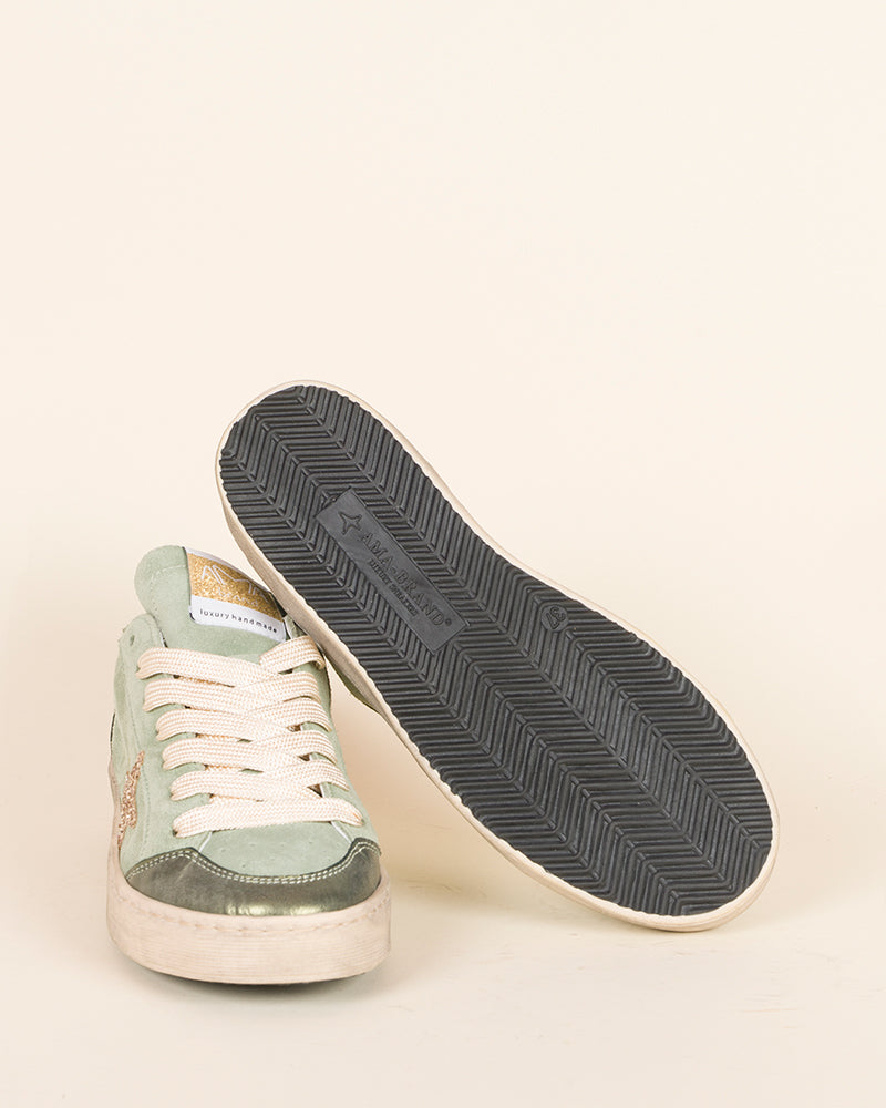 Baskets ama brand women