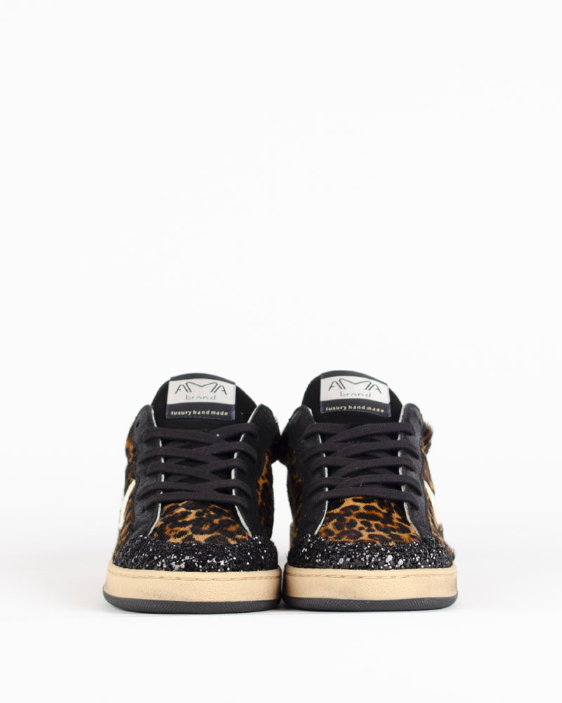 Baskets ama brand women