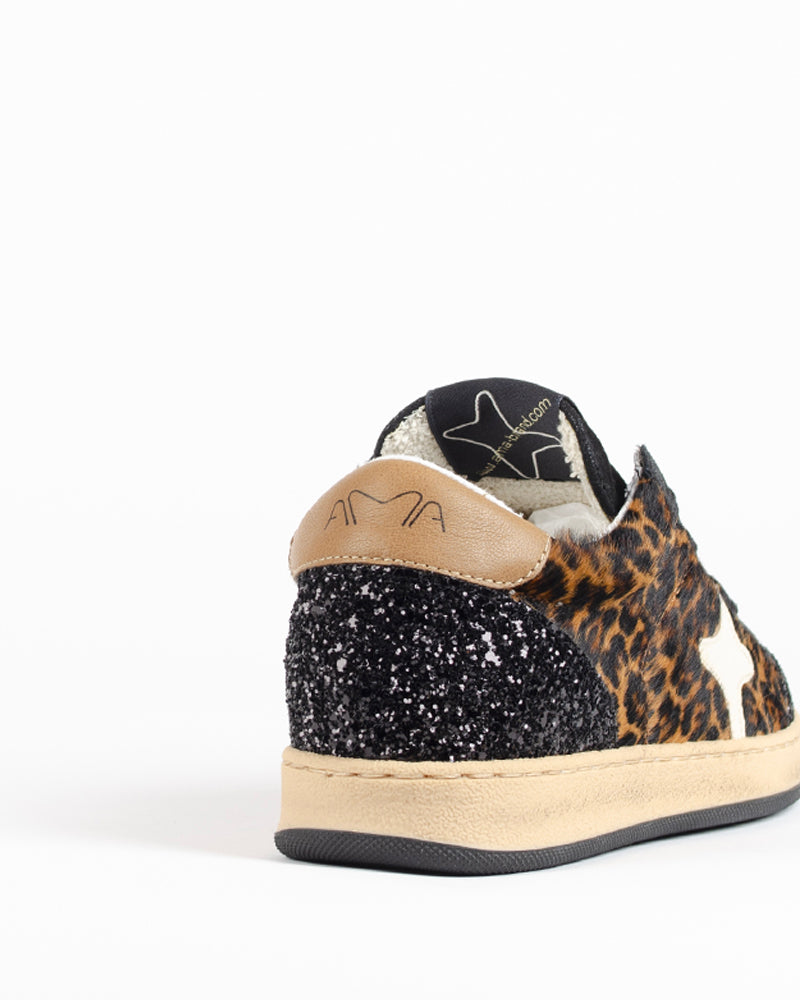 Baskets ama brand women