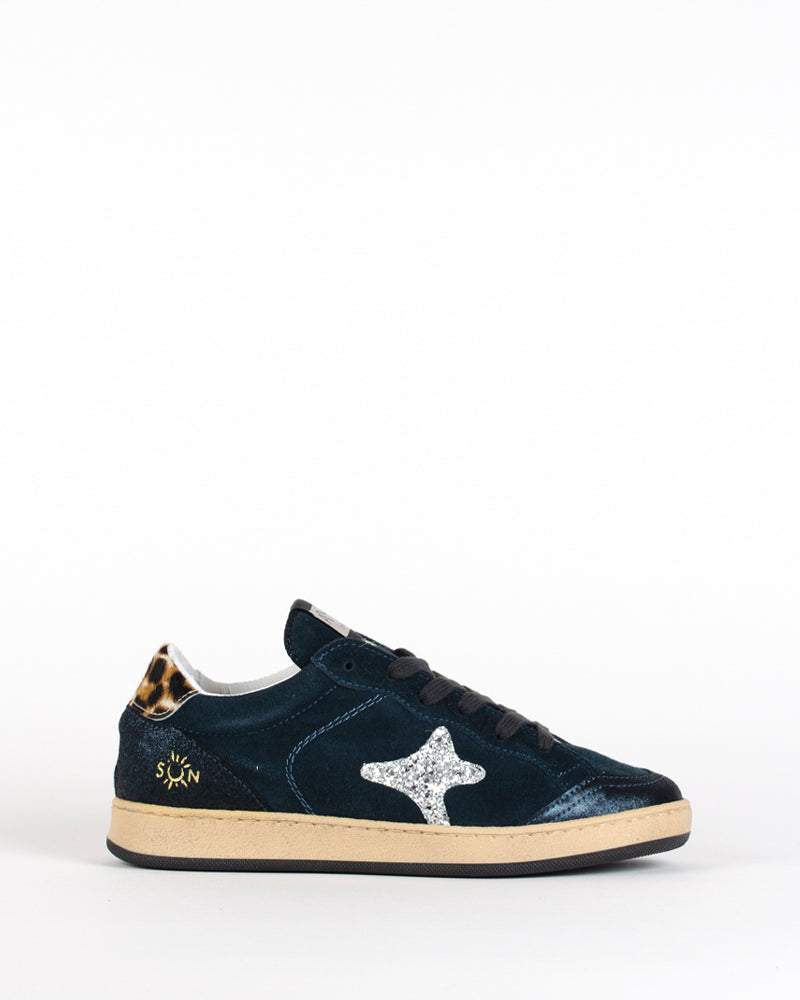 Baskets ama brand women