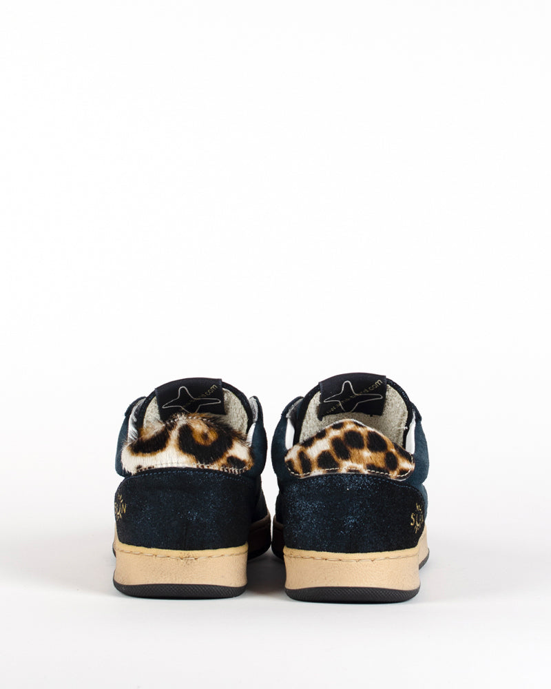 Baskets ama brand women