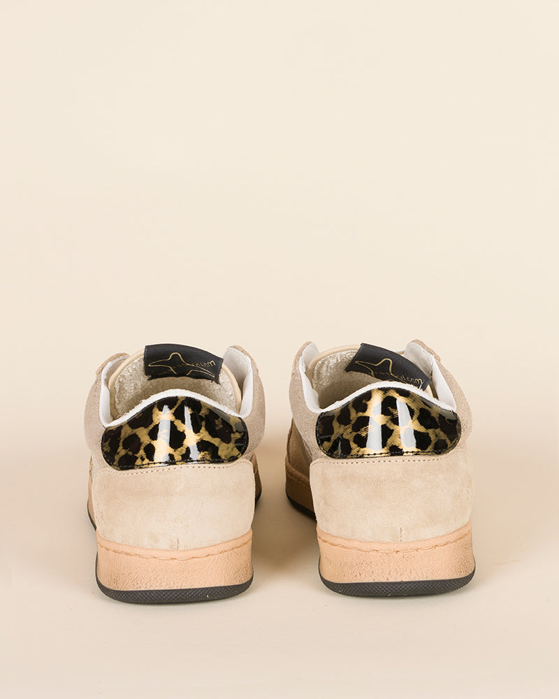 Baskets ama brand women