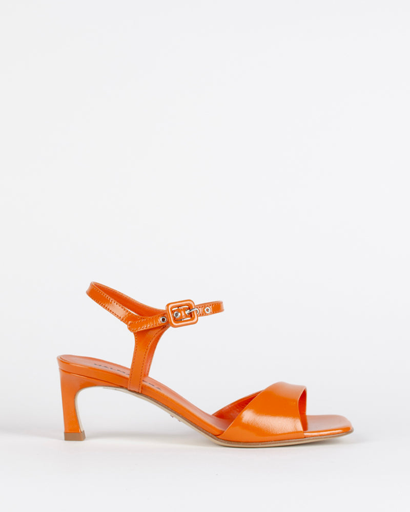 Sandales vernis halmanera