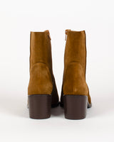 Boots tania