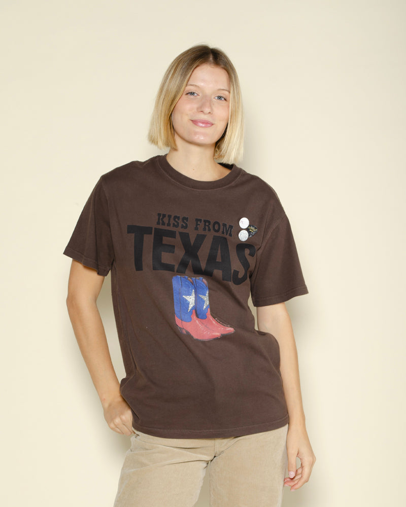 Tee shirt trucker