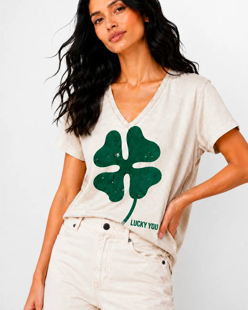 Tee shirt