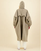 Trench taupe pret pour partir