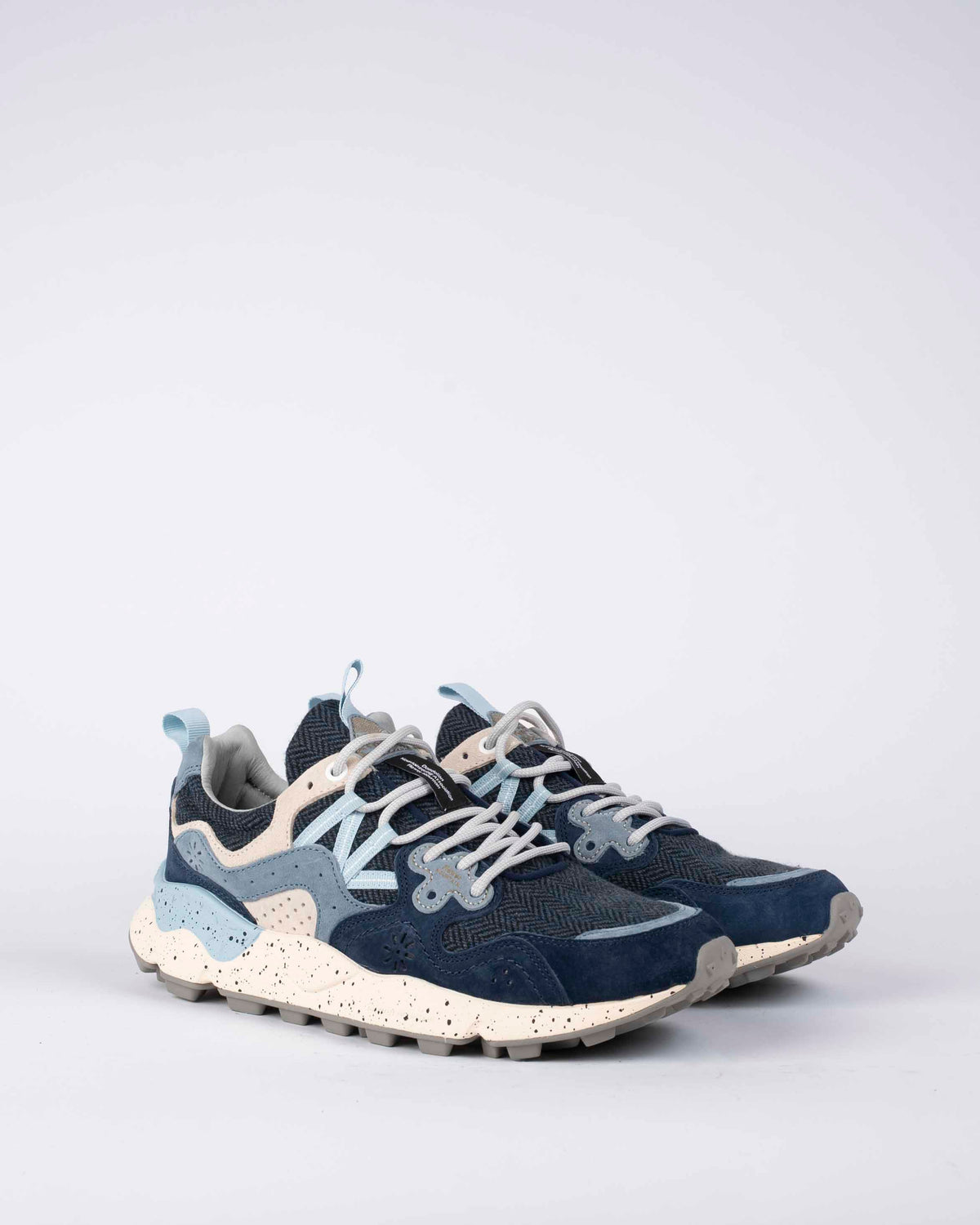 Baskets FLOWER MOUNTAIN MEN - Baskets flower mountain men