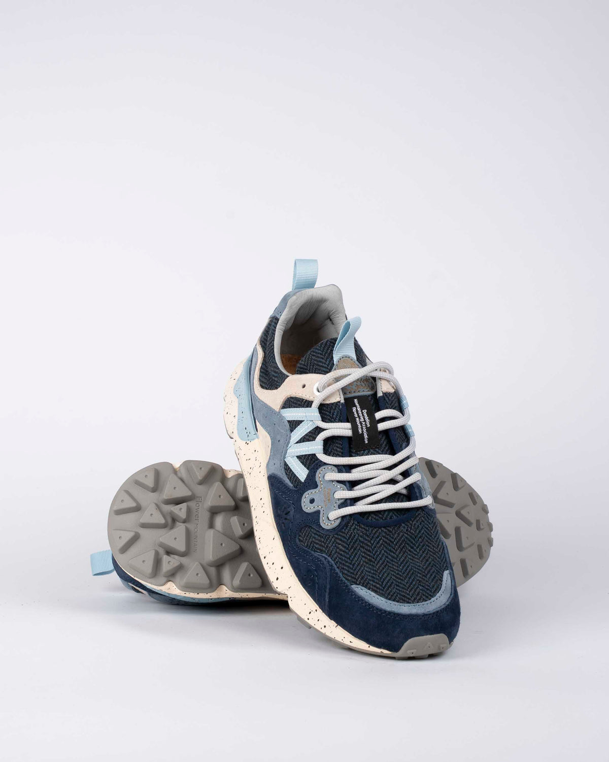 Baskets FLOWER MOUNTAIN MEN - Baskets flower mountain men