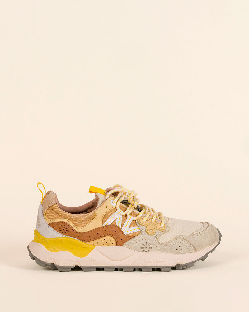 Baskets flower mountain men