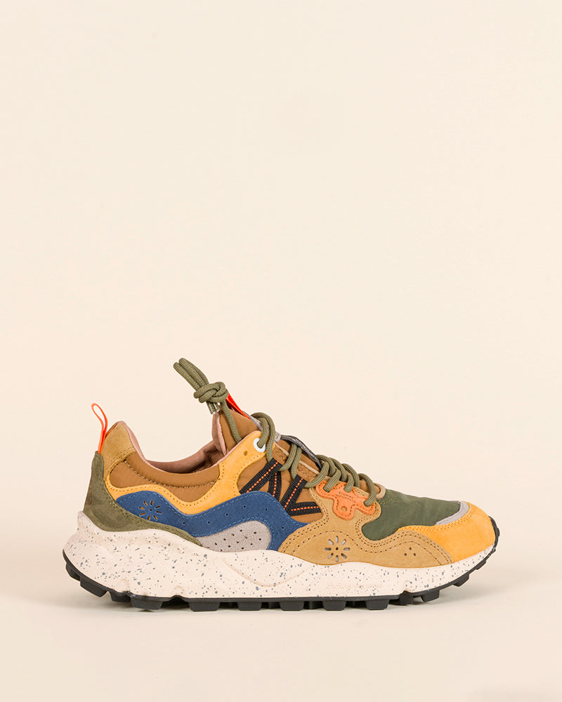 Baskets flower mountain men