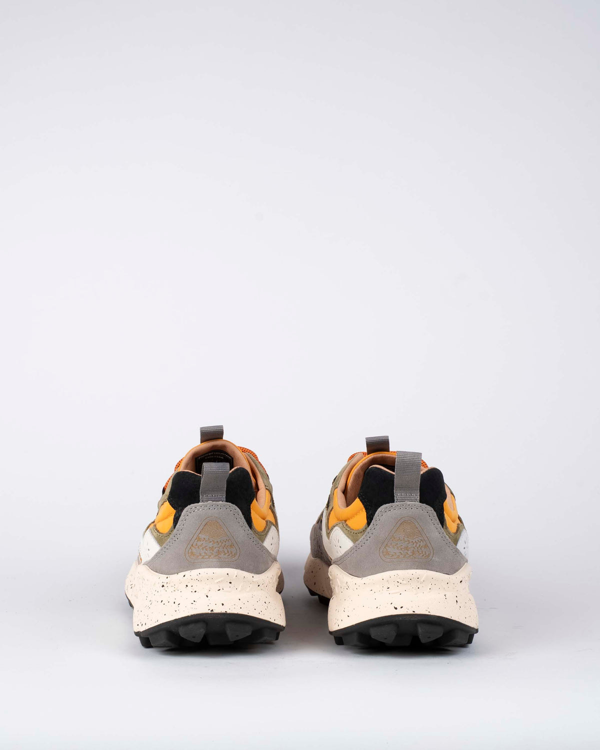 Baskets flower mountain men