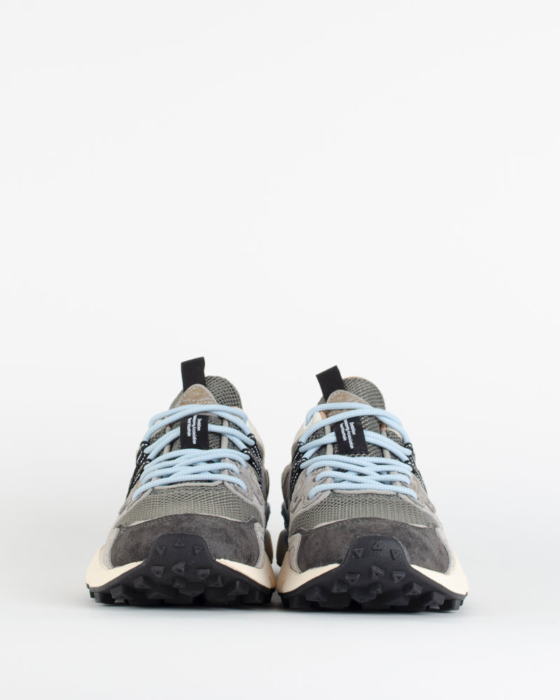 Baskets flower mountain men