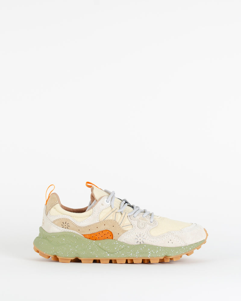 Baskets flower mountain men