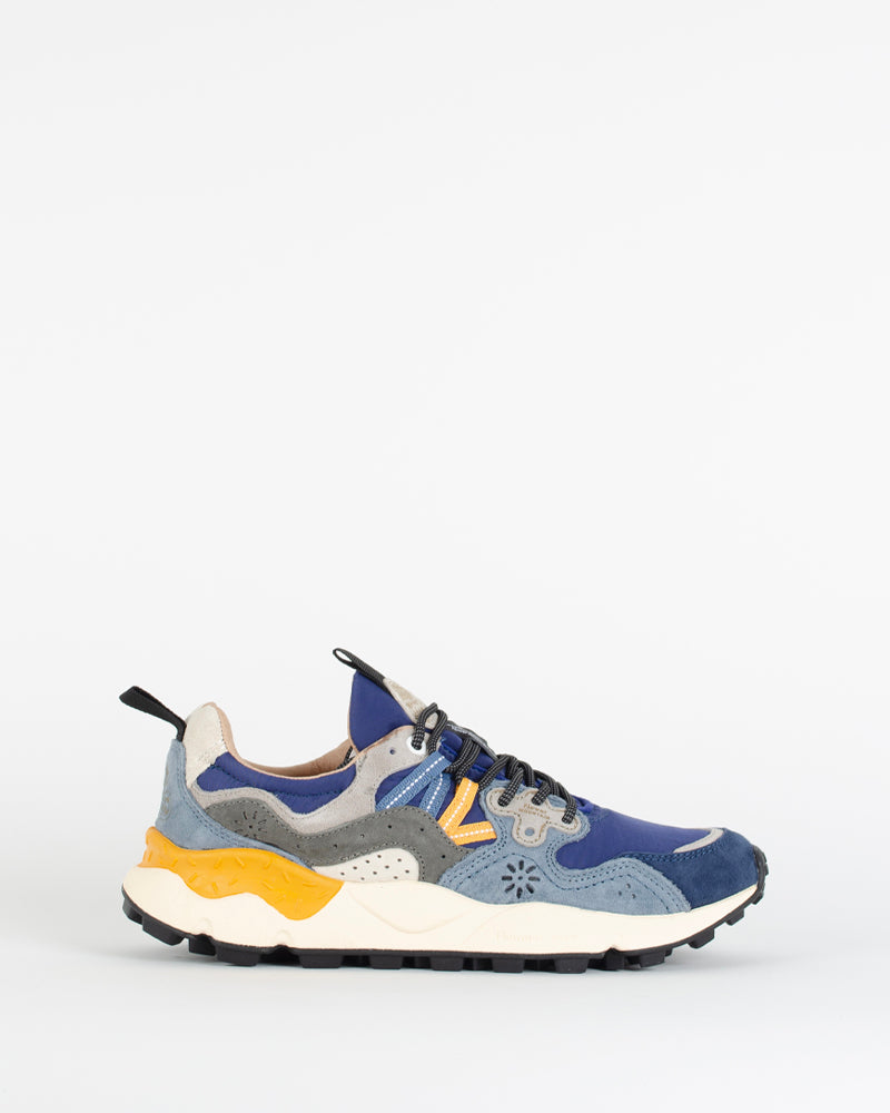 Baskets flower mountain men