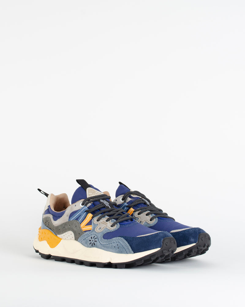 Baskets flower mountain men