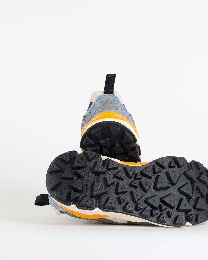 Baskets flower mountain men