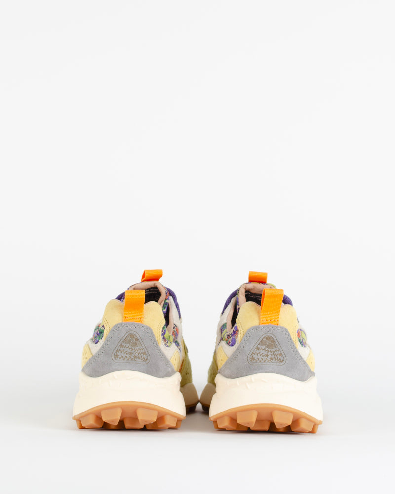 Baskets flower mountain