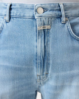 Jean closed